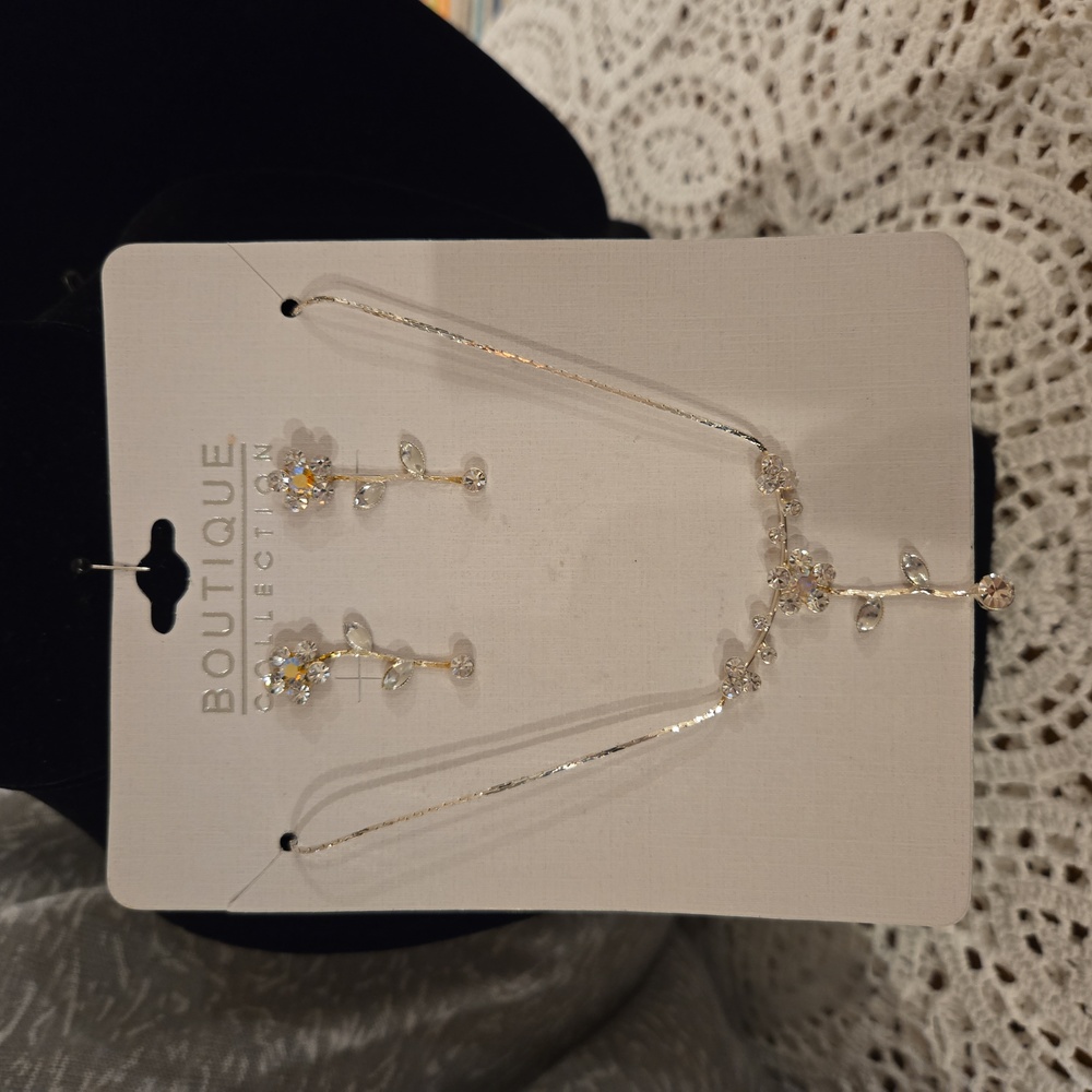 Necklace and Earring diamond accent flower set